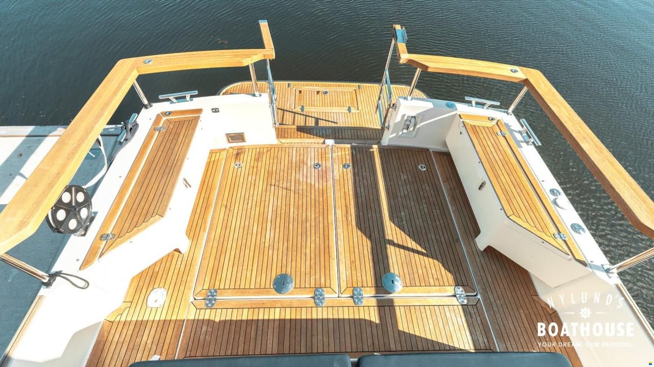 Targa 37+ Hi-Fly CFC