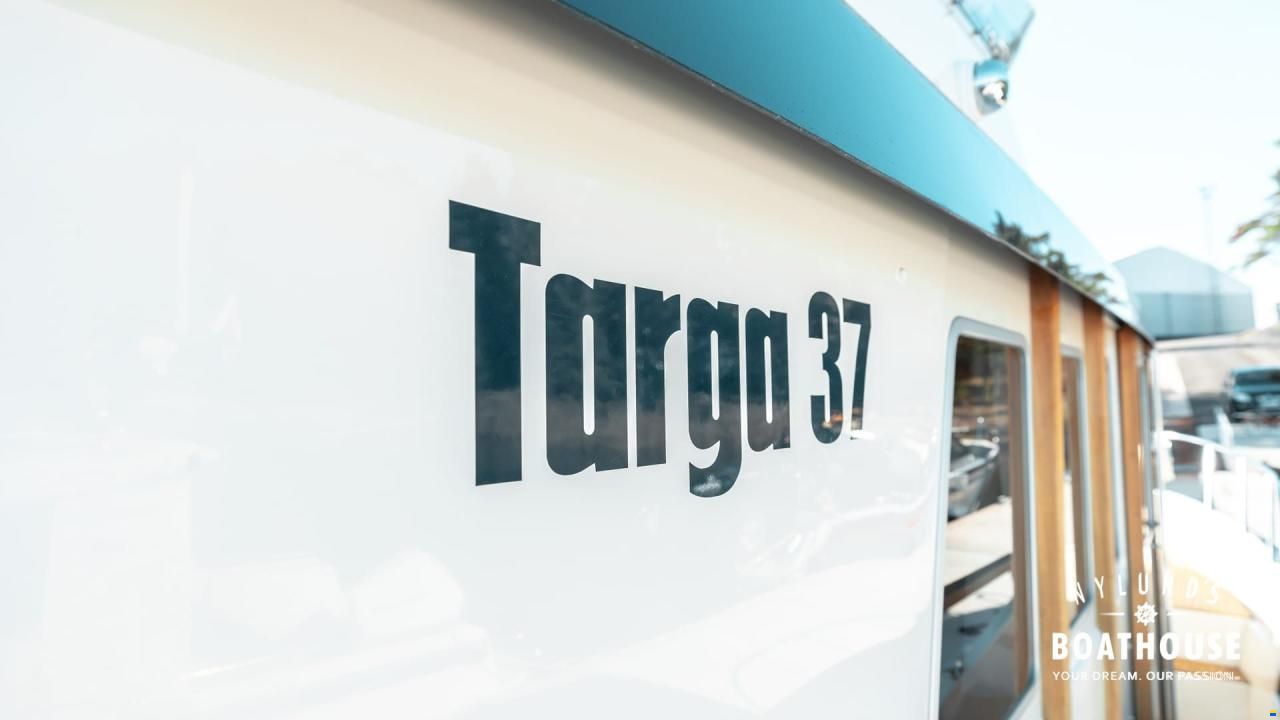 Targa 37+ Hi-Fly CFC