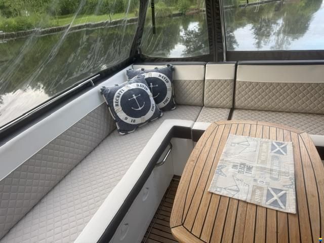Jeanneau NC 33