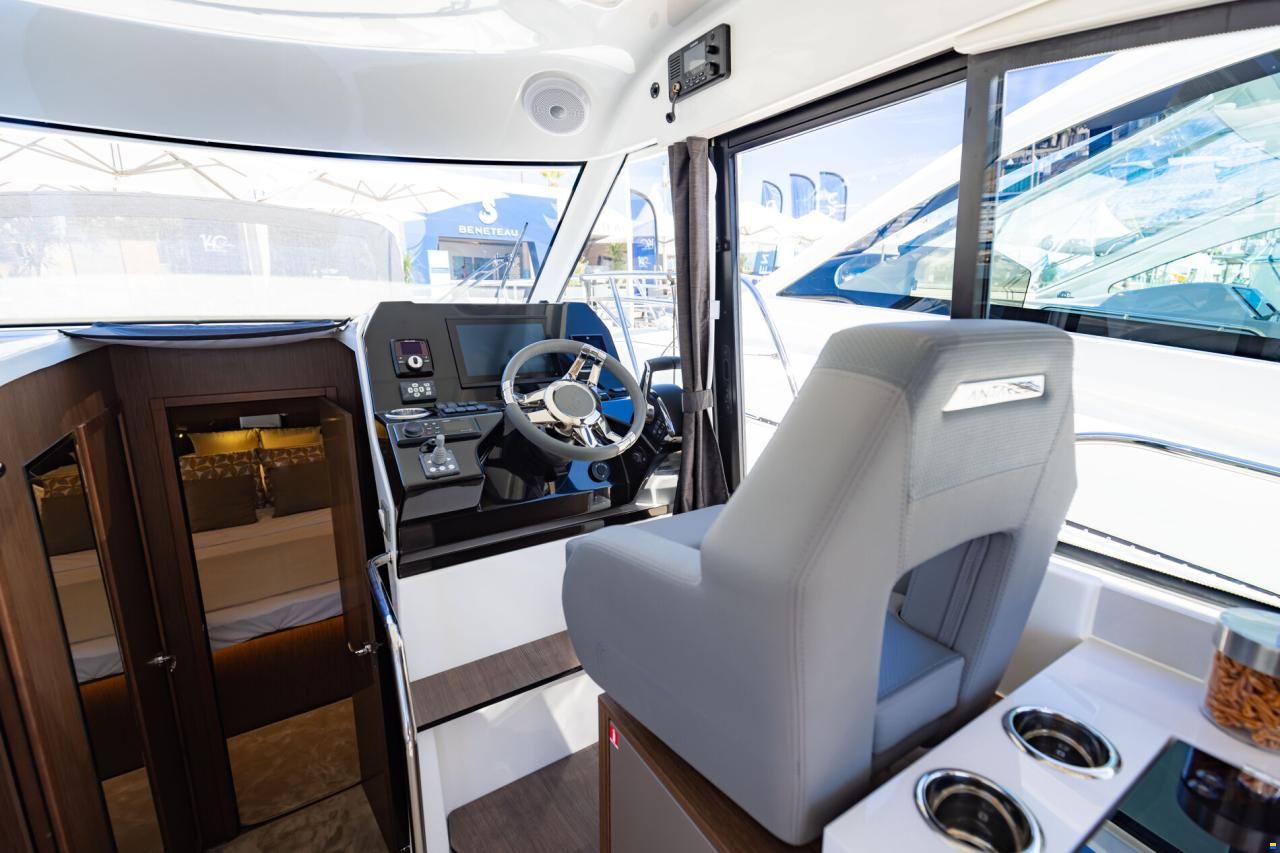 Beneteau Antares 11 Fly TOP Ausstattung !!!