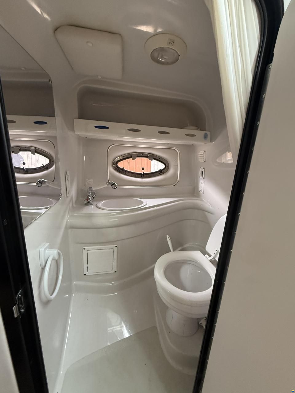 Crownline 275 CCR