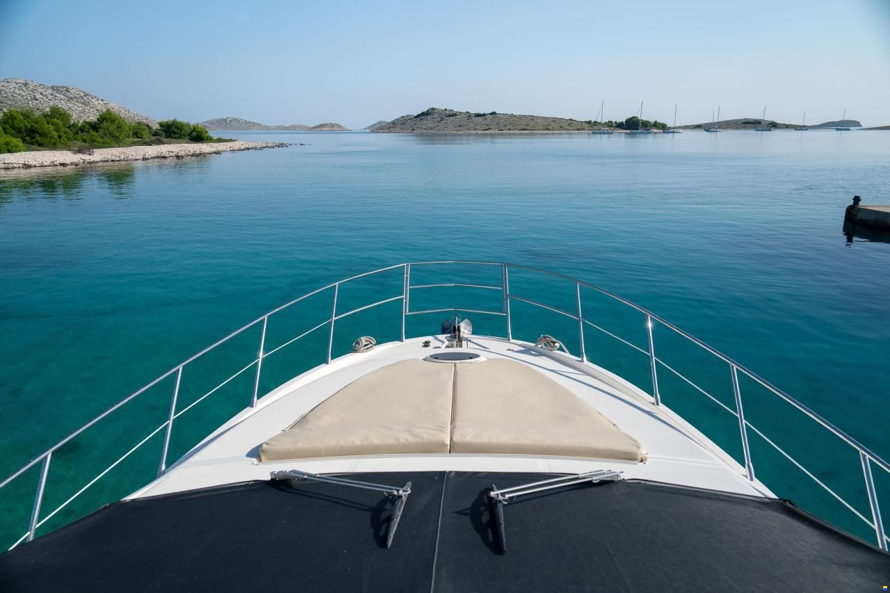 Azimut 47