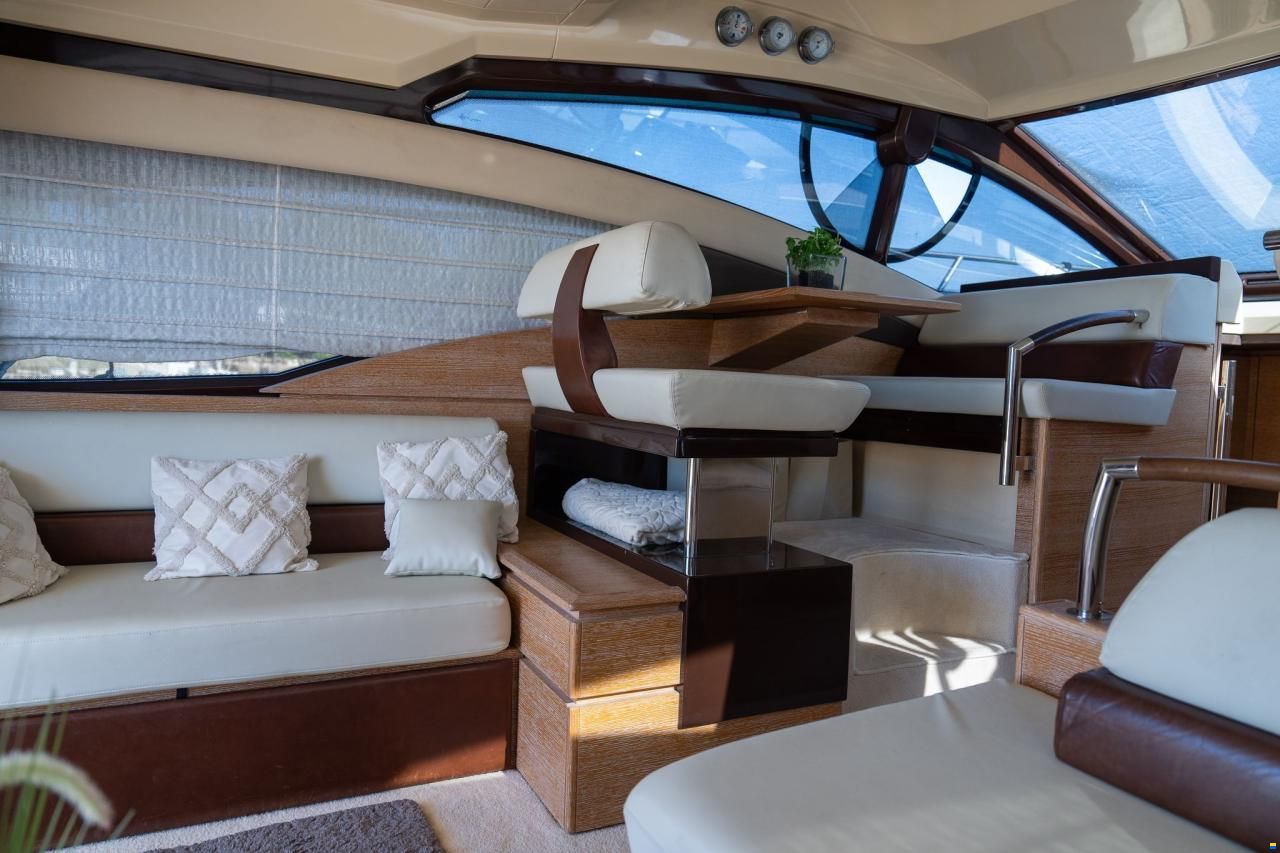Azimut 47