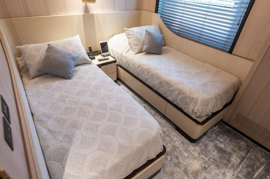 Benetti DELFINO 95