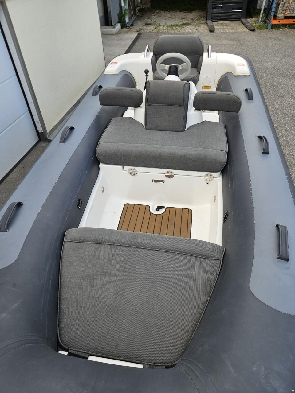 Williams 385 Jet RIB