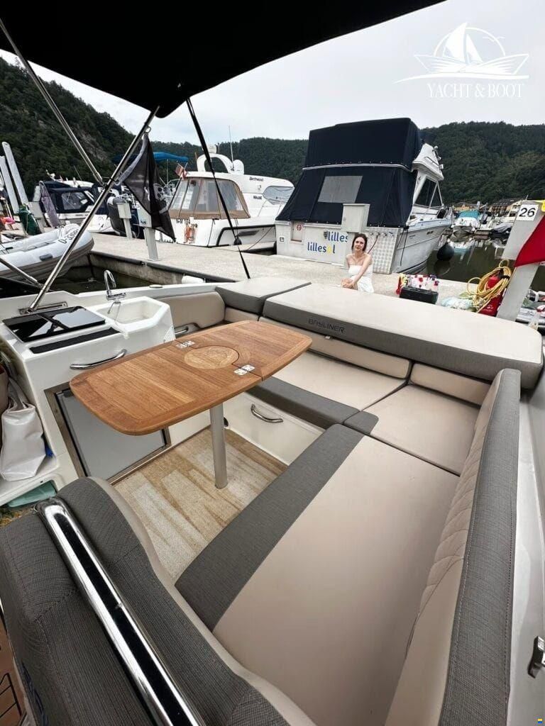 Bayliner VR6 C