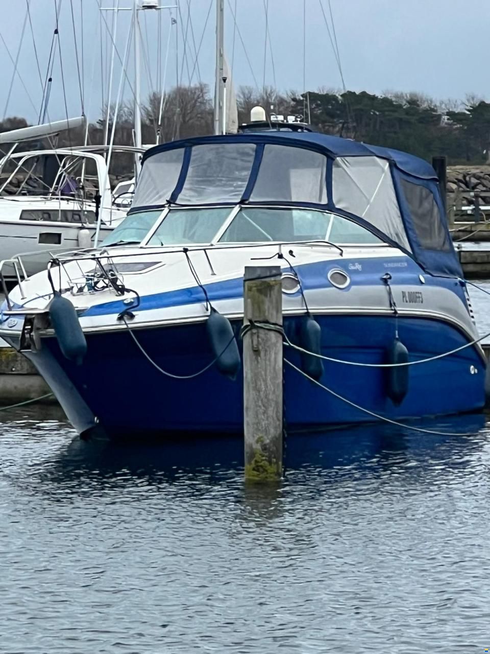 Sea Ray 240 Sundancer