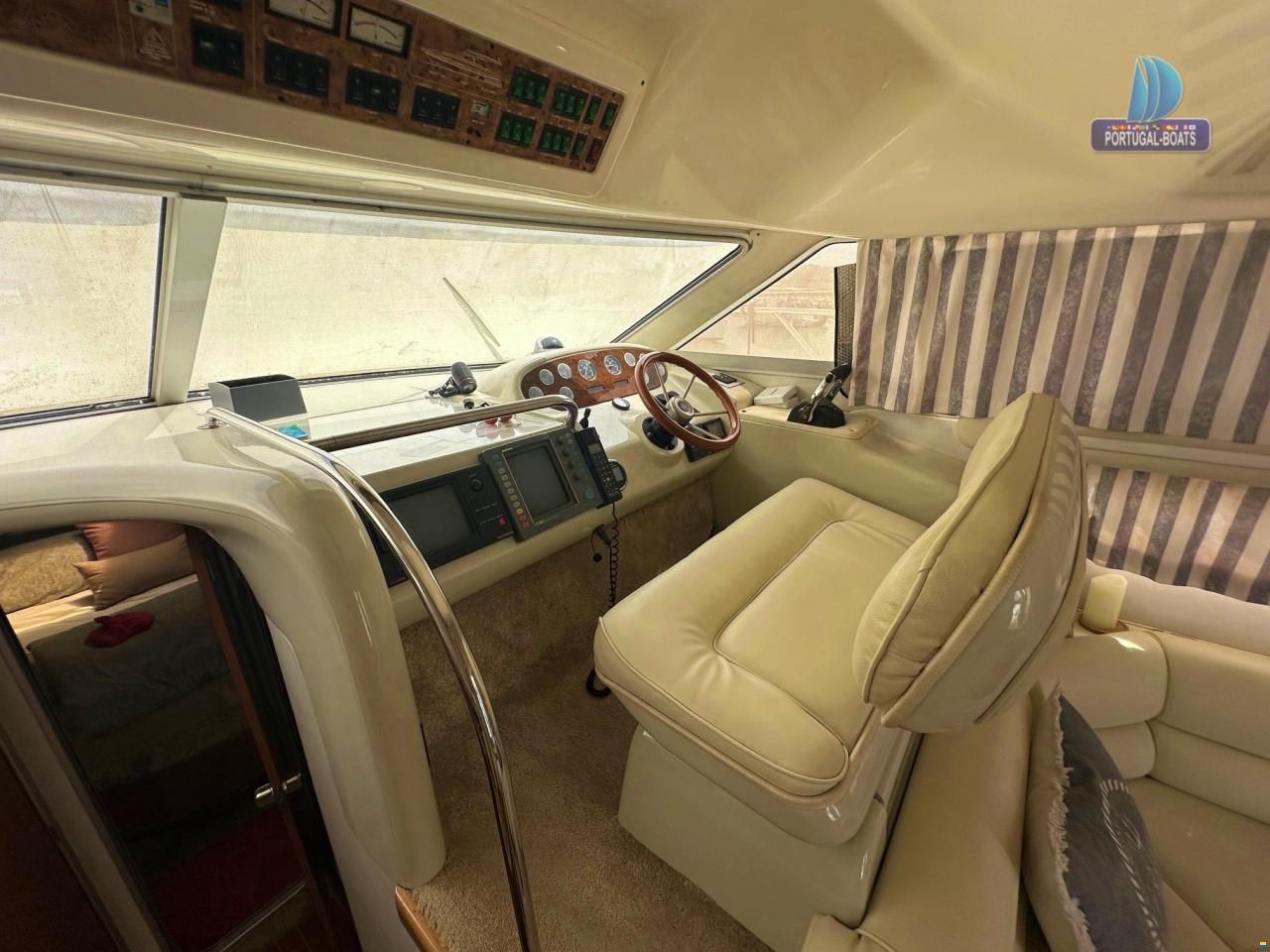 Sealine 360 Statesman