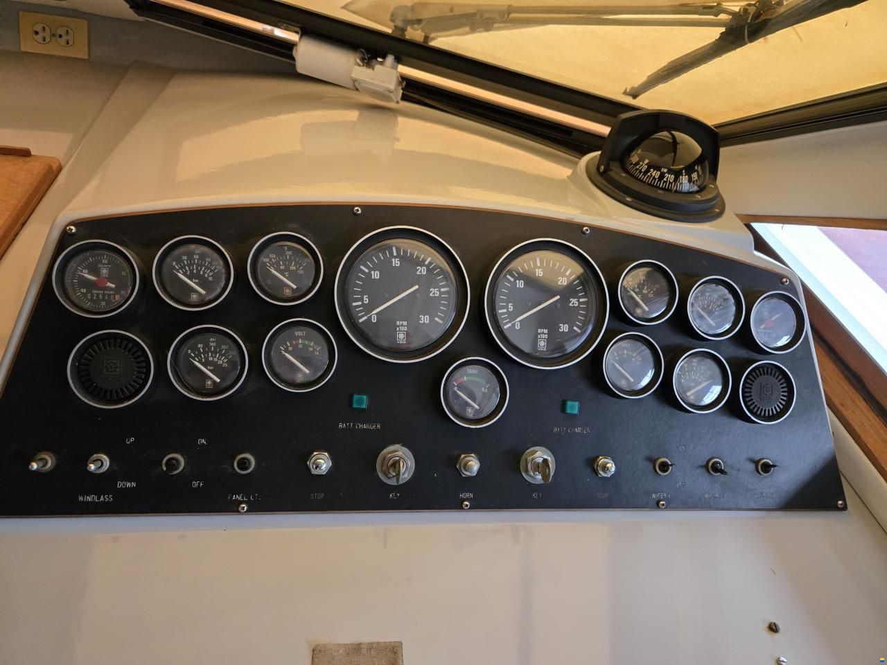 Cheer Men Marine Seahawk 50