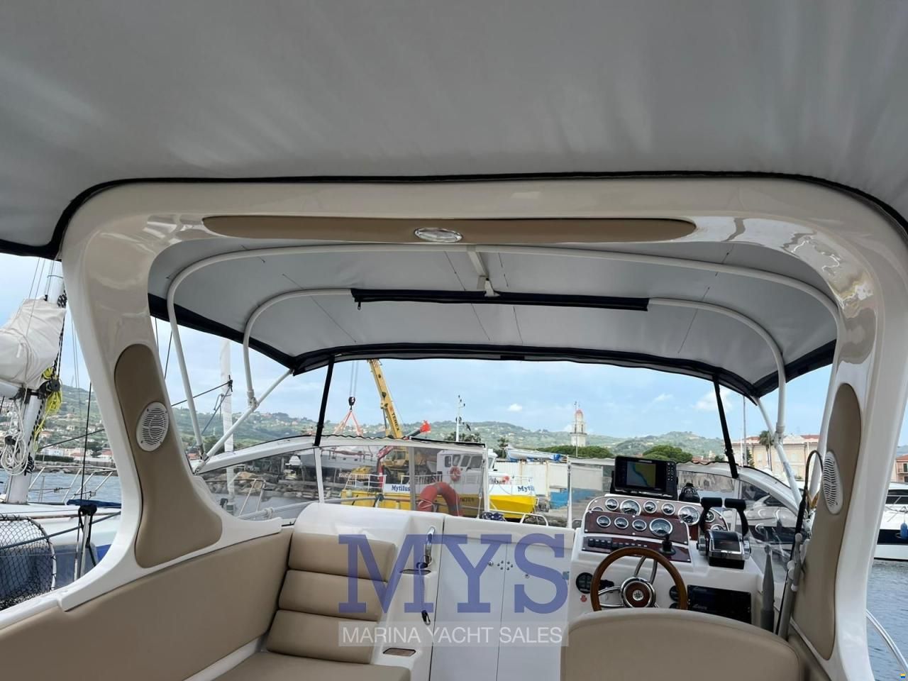 Man&ograve; 25 Cruiser