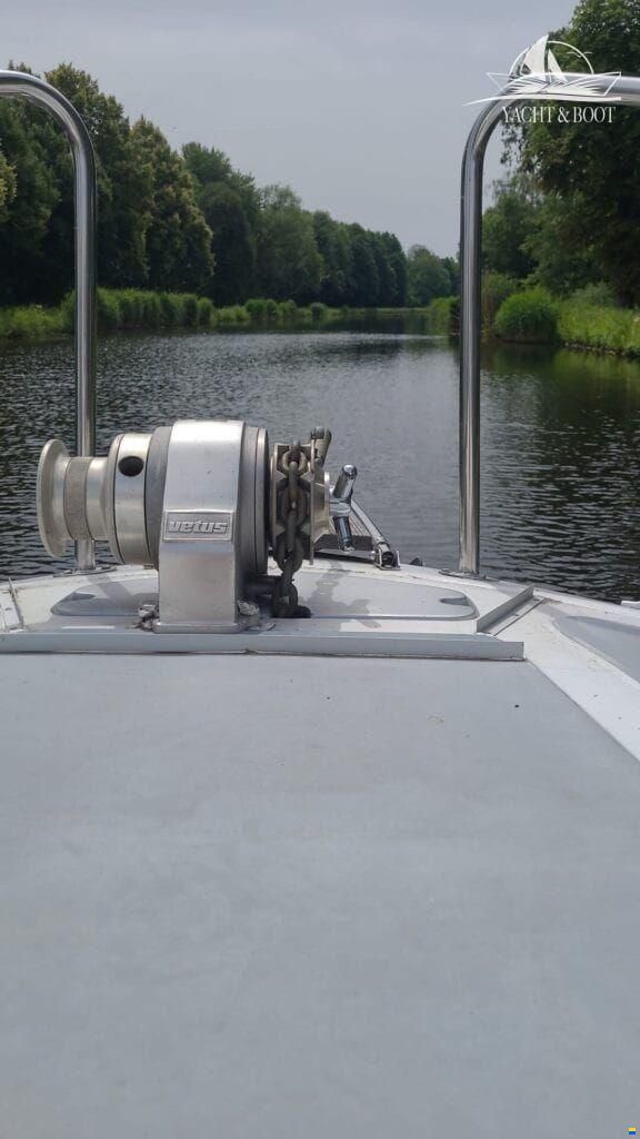 Marieholm Cardinal 28