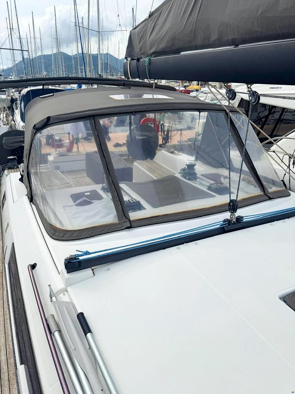 Dufour 530