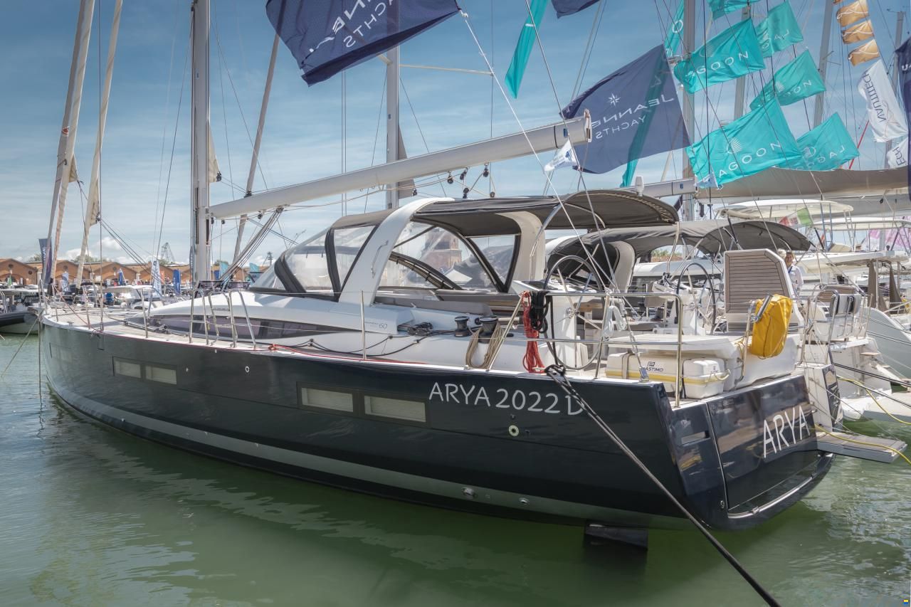 Jeanneau Yacht 60