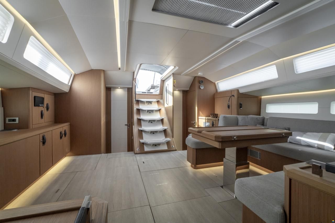 Jeanneau Yacht 60