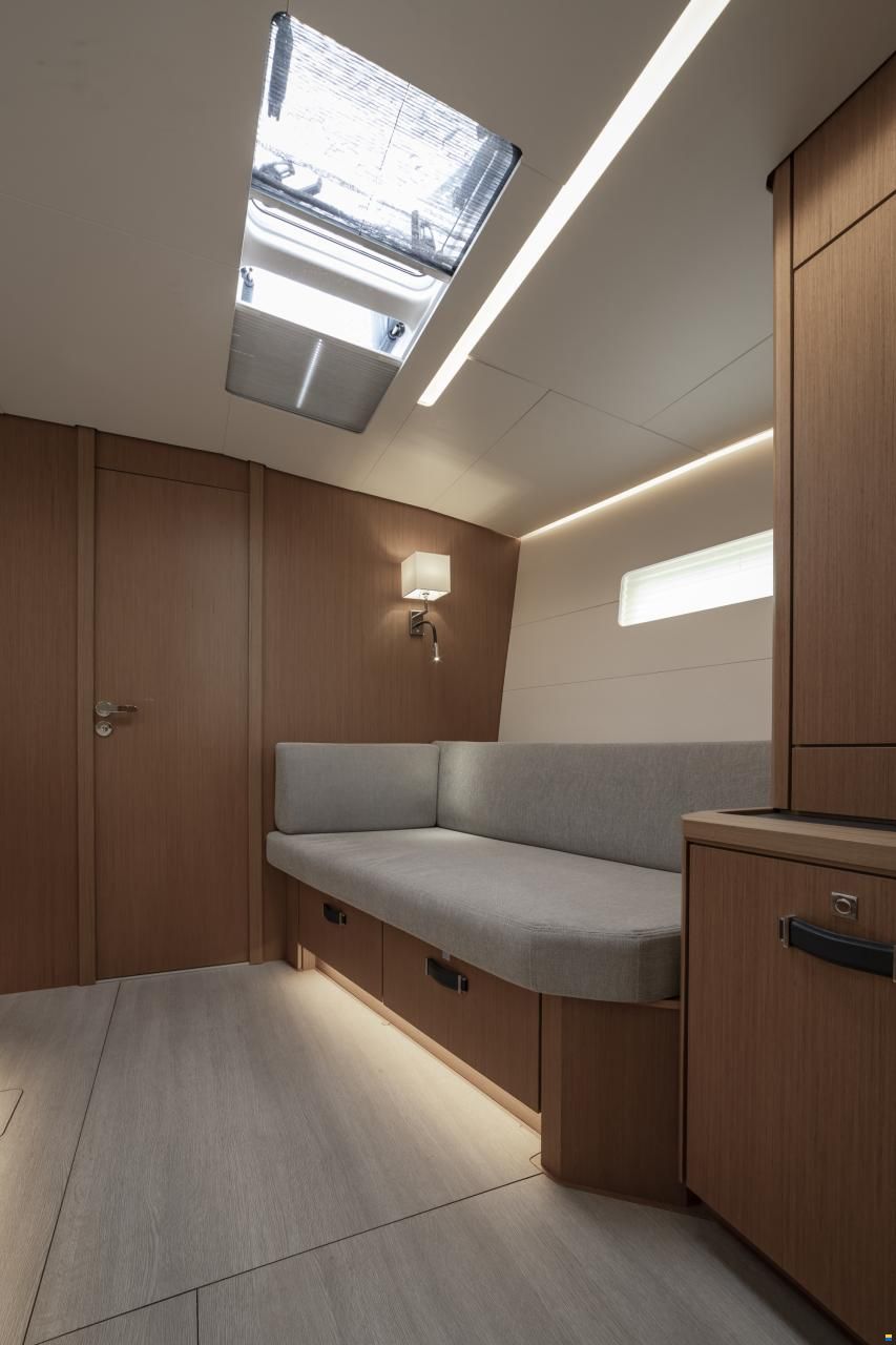 Jeanneau Yacht 60