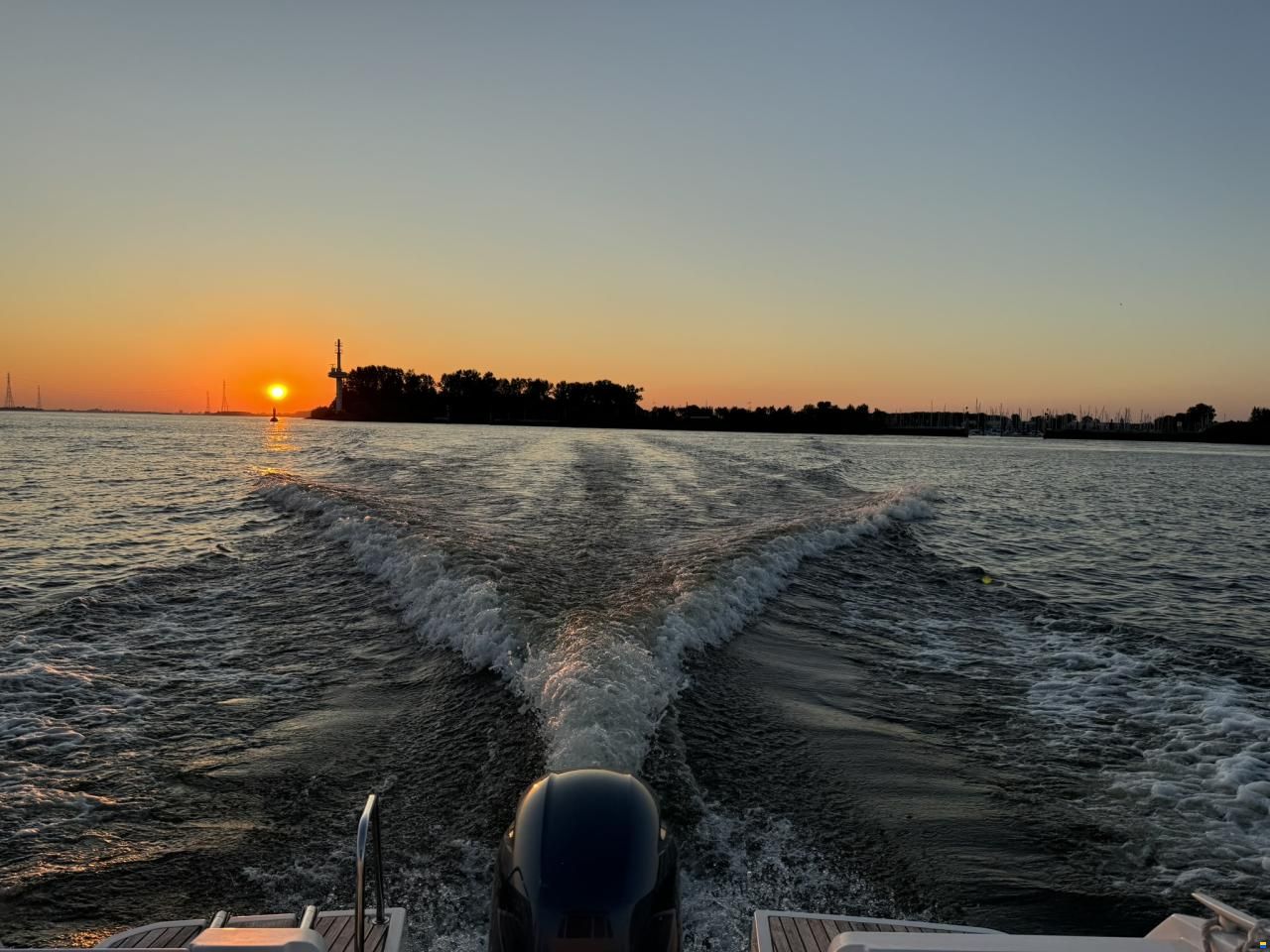Jeanneau Merry Fisher 795