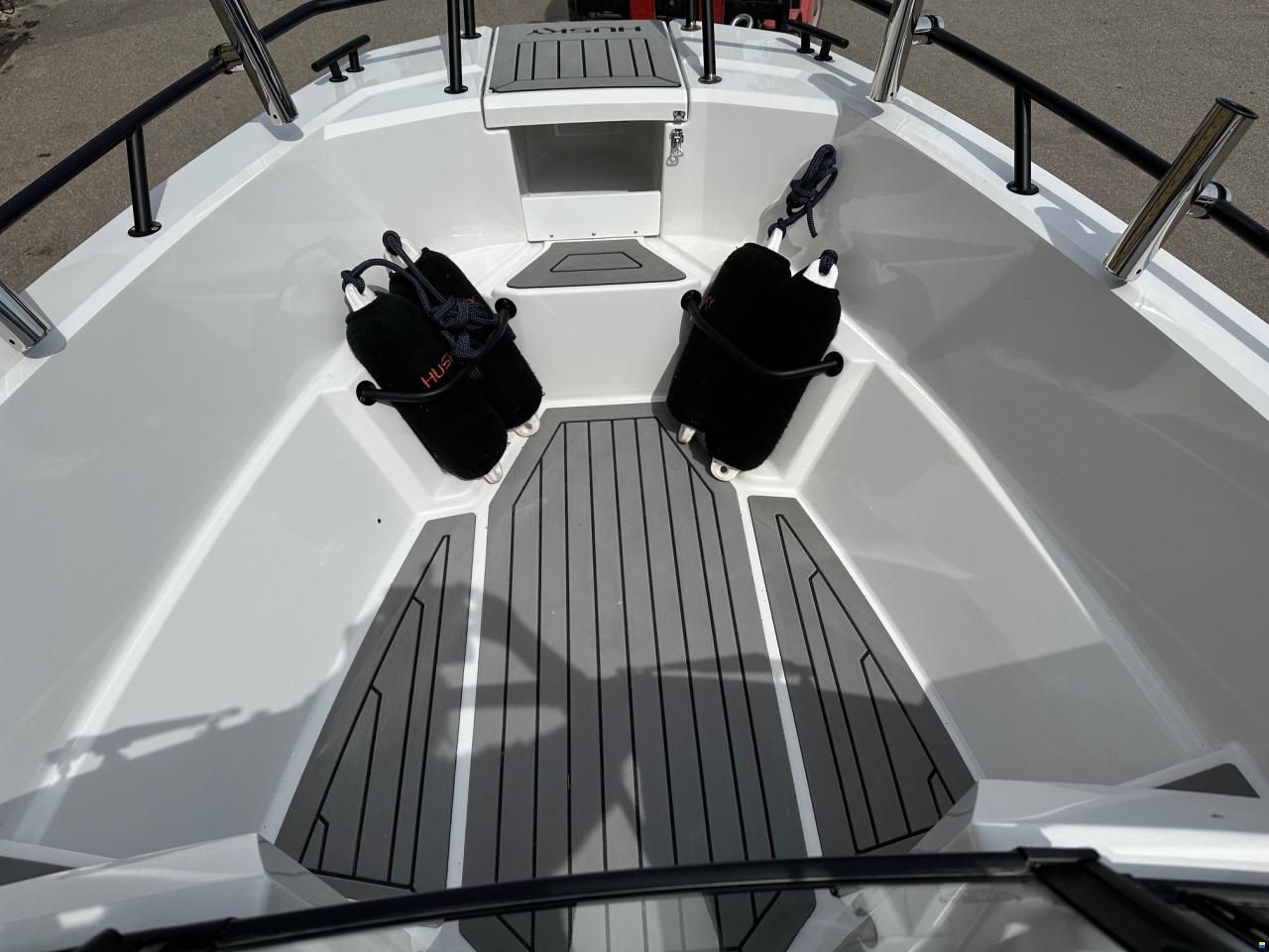 Finnmaster Husky R7 &ndash; Kvalitetsaluminium og 200 HK