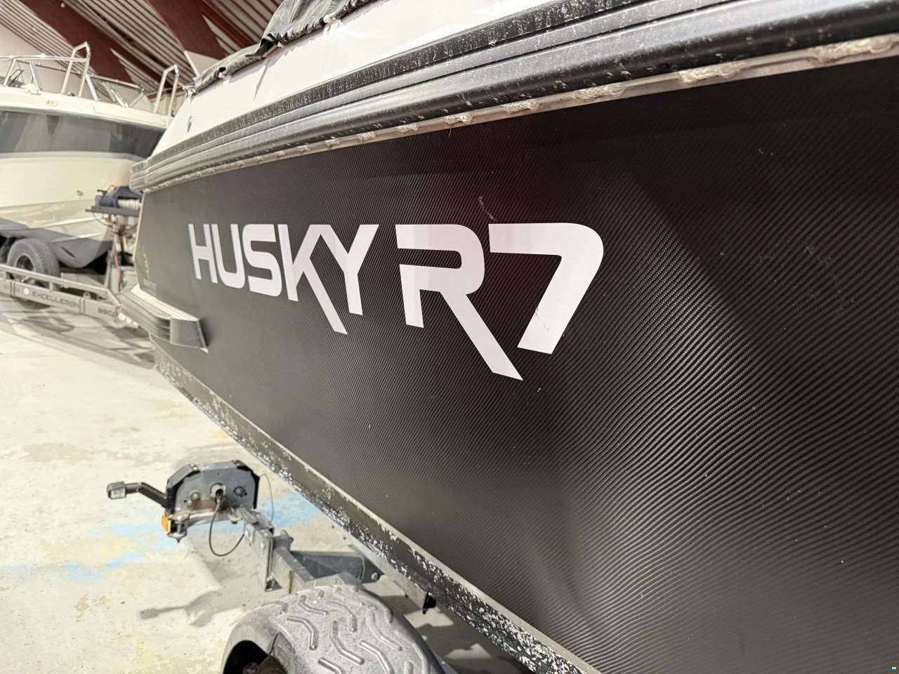 Finnmaster Husky R7 &ndash; Kvalitetsaluminium og 200 HK