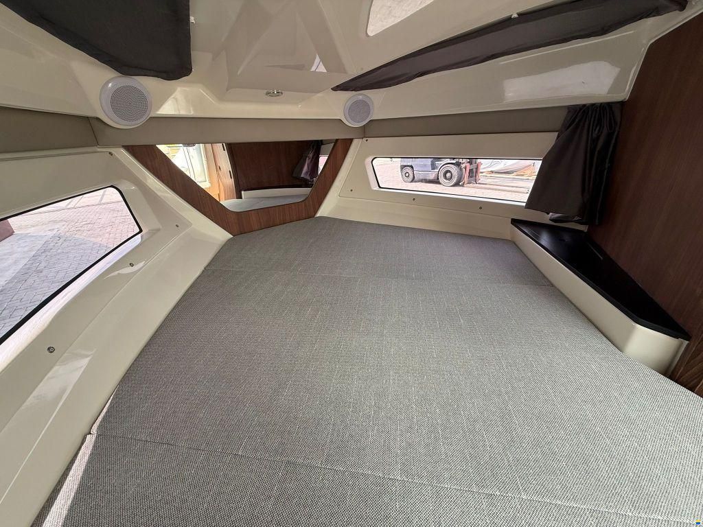 Quicksilver 755 Cruiser