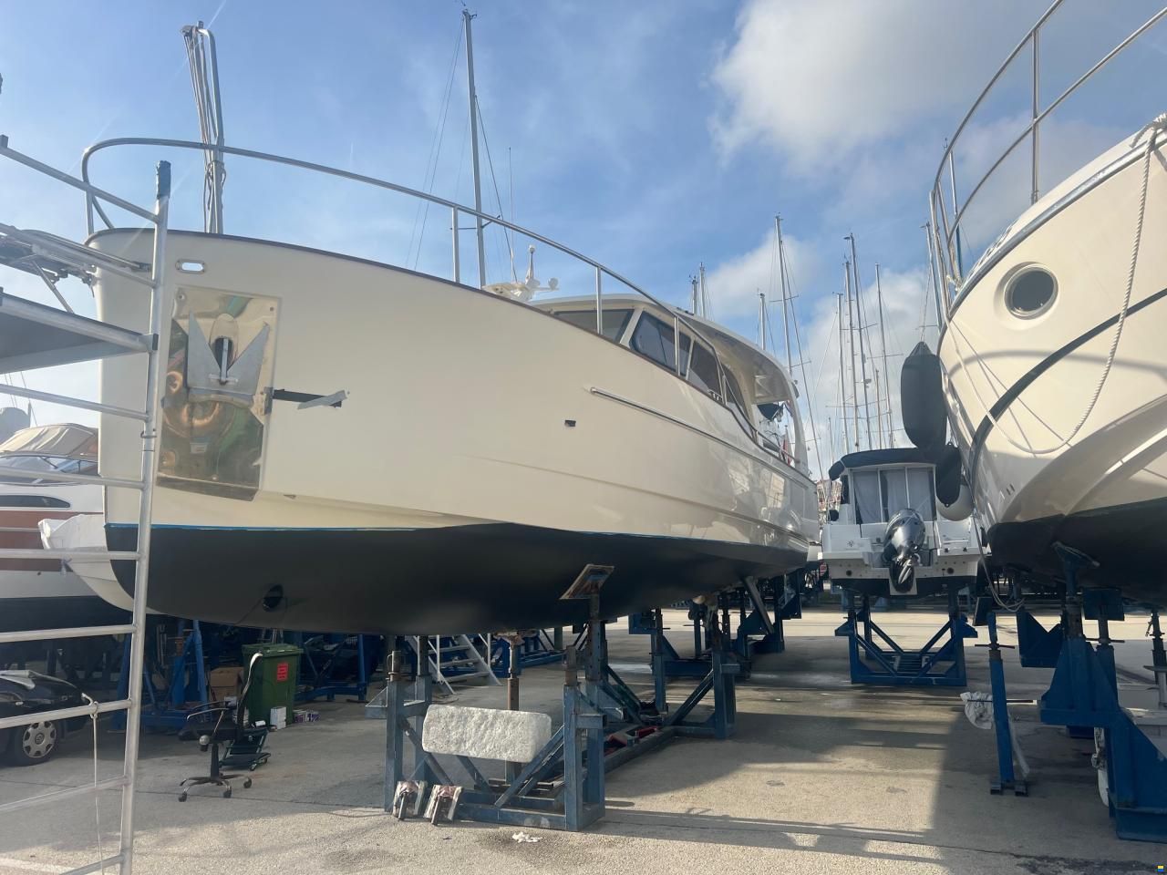 Greenline 33 Hybrid
