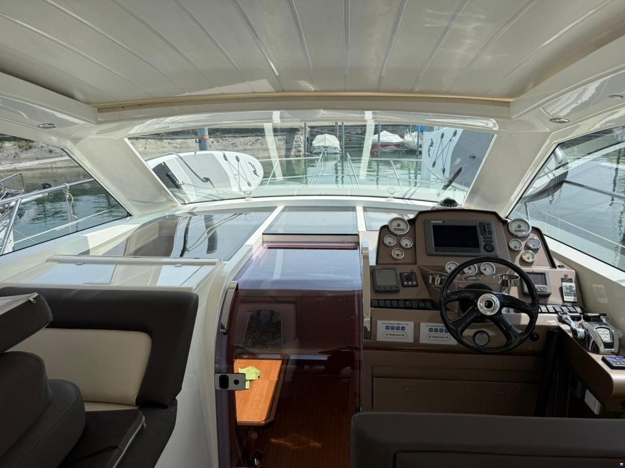 Galeon 385 HTS