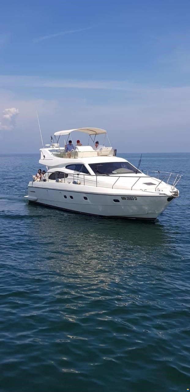 Ferretti 46