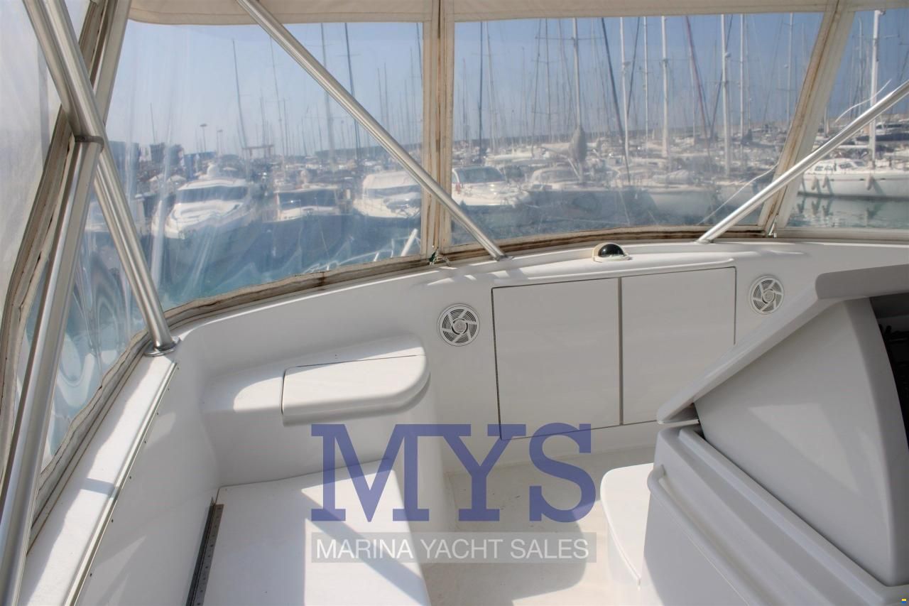 Hatteras 54 Convertible