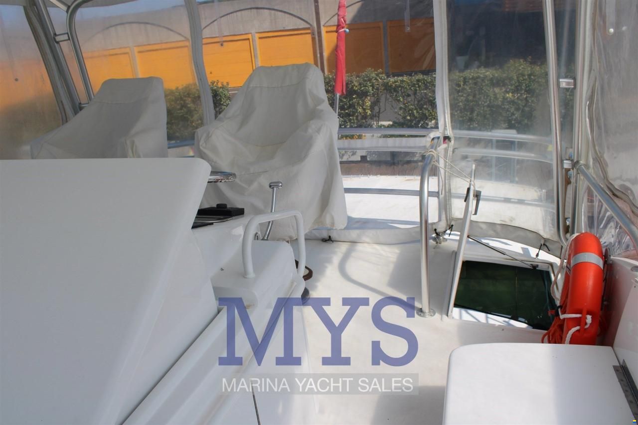 Hatteras 54 Convertible