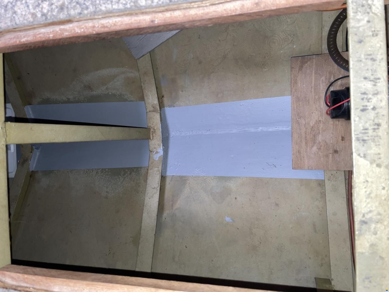 Gruno 1050 Flybridge