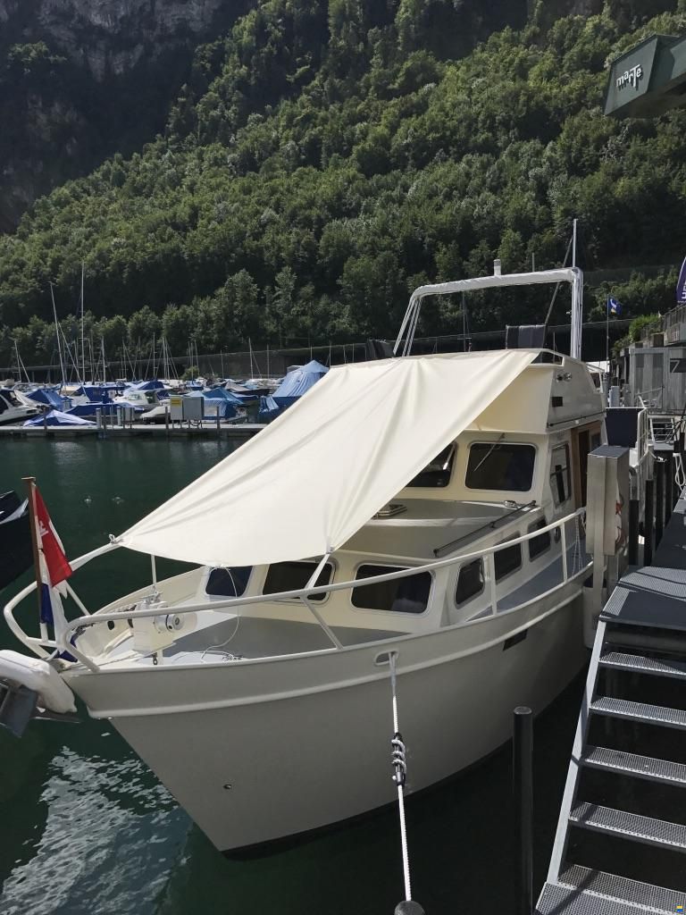 Gruno 1050 Flybridge