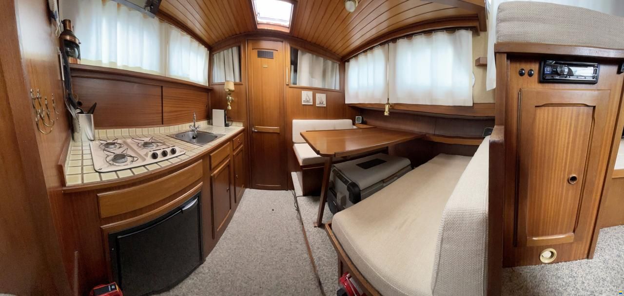 Gruno 1050 Flybridge