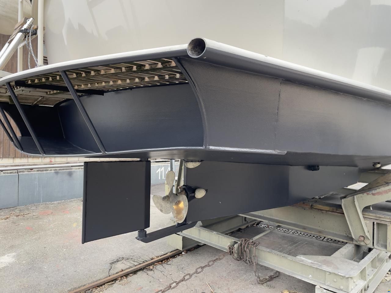 Gruno 1050 Flybridge