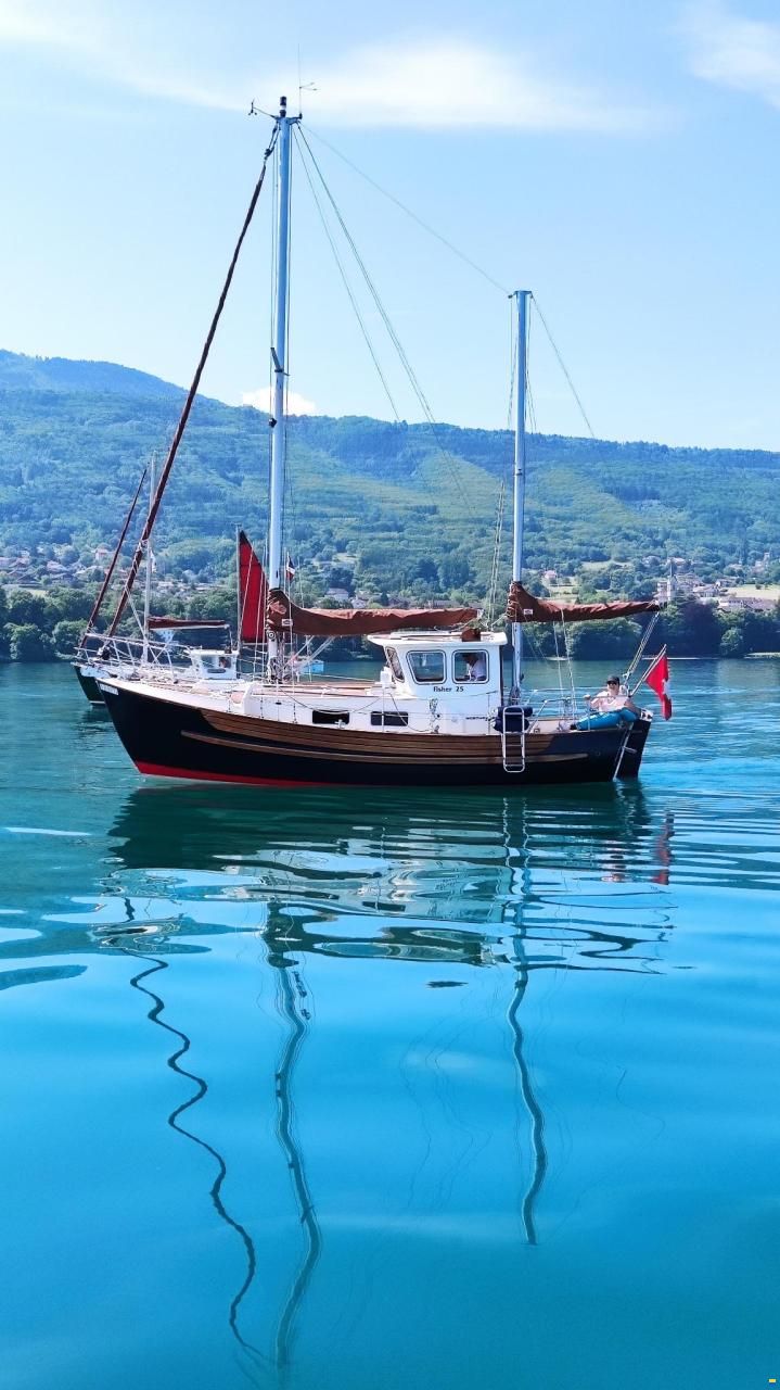 Fisher 25 Ketch