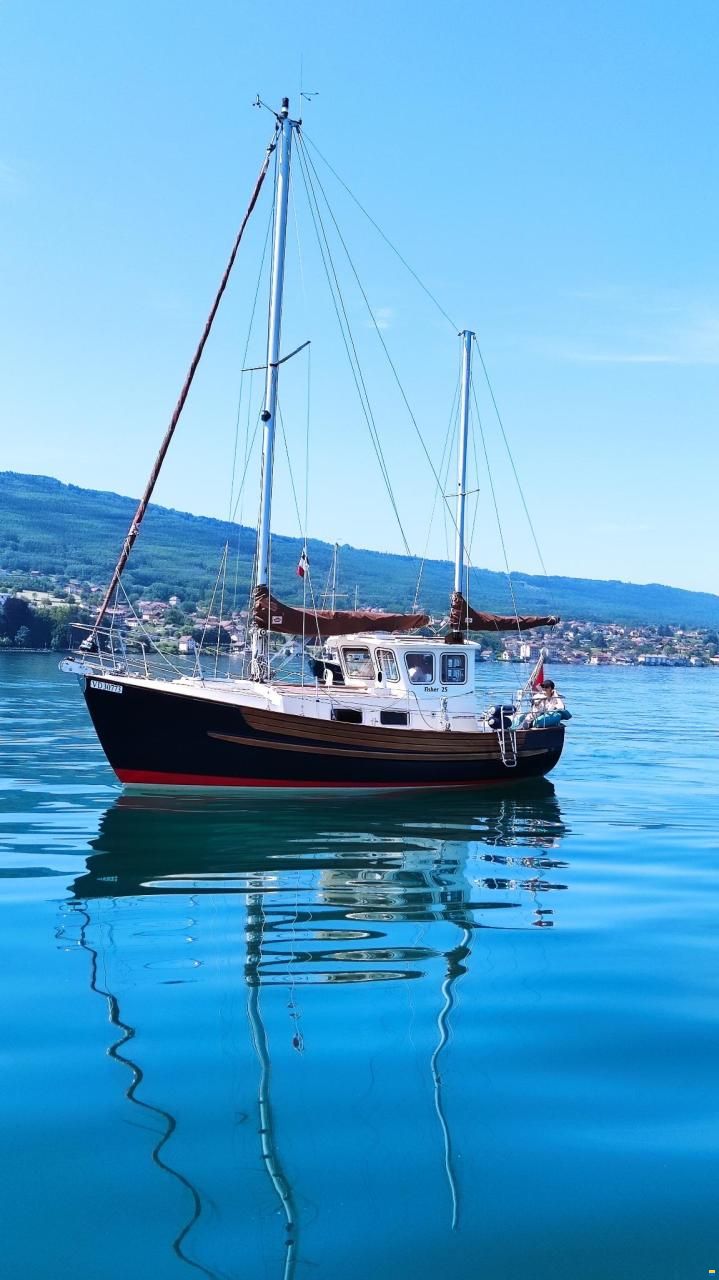 Fisher 25 Ketch