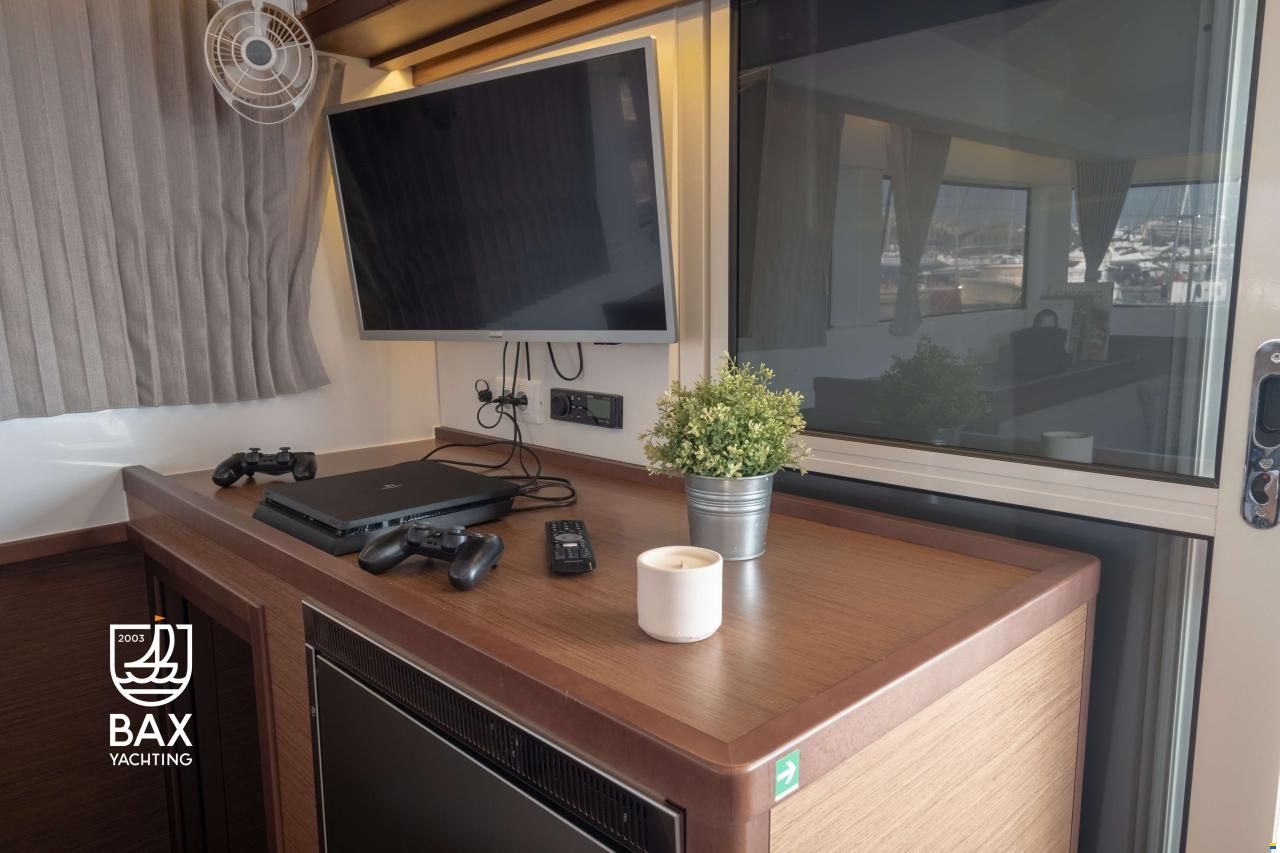 Lagoon 40
