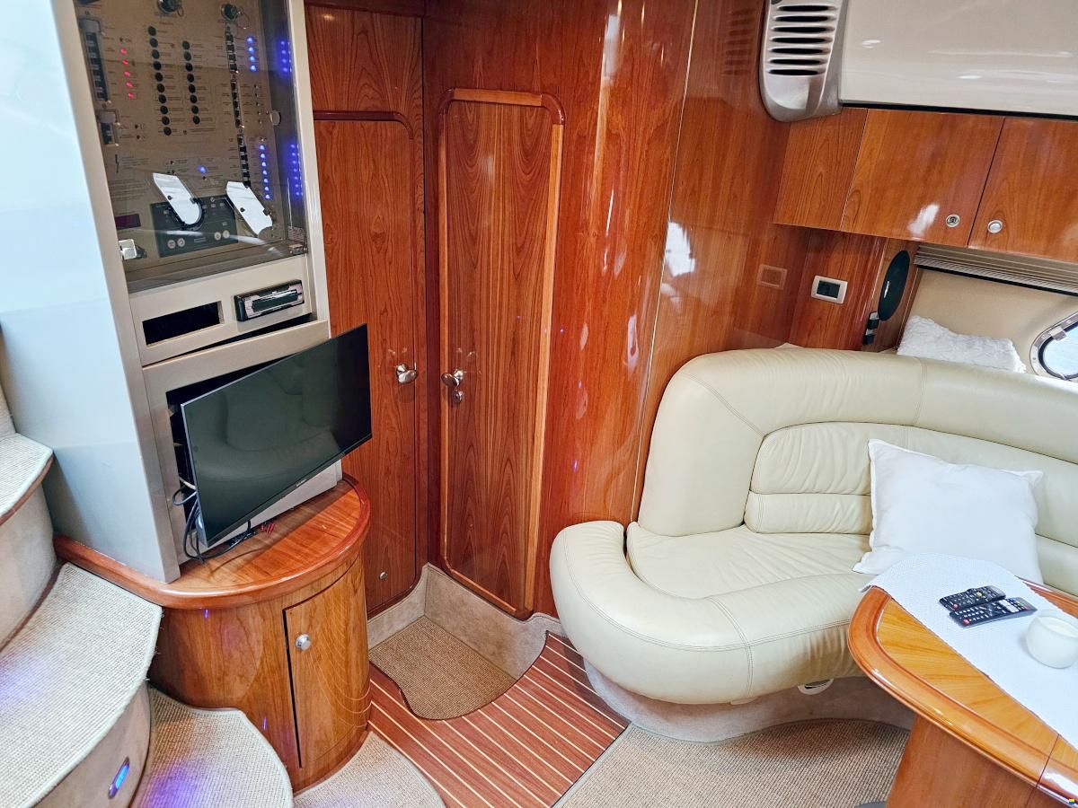 Cranchi 47 HT Volvo Penta D9-575 EVC