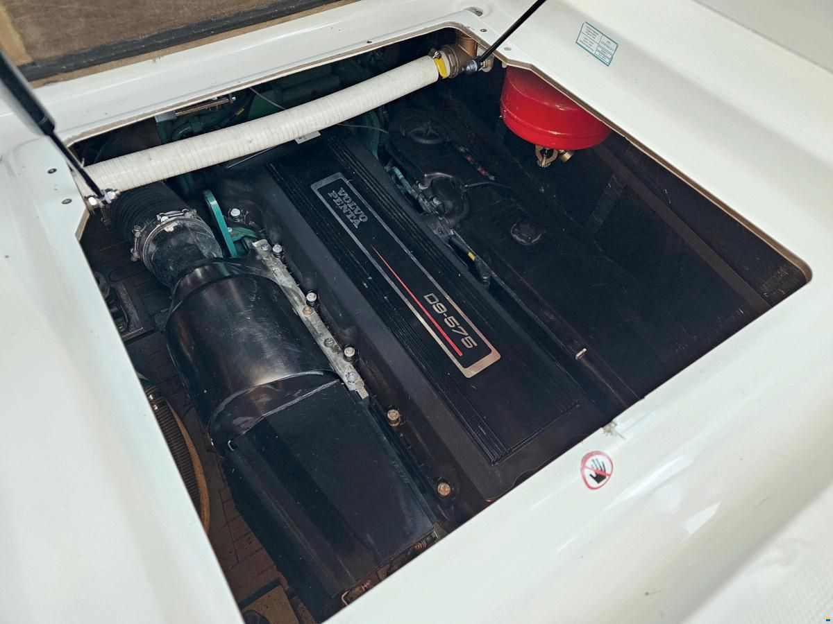 Cranchi 47 HT Volvo Penta D9-575 EVC