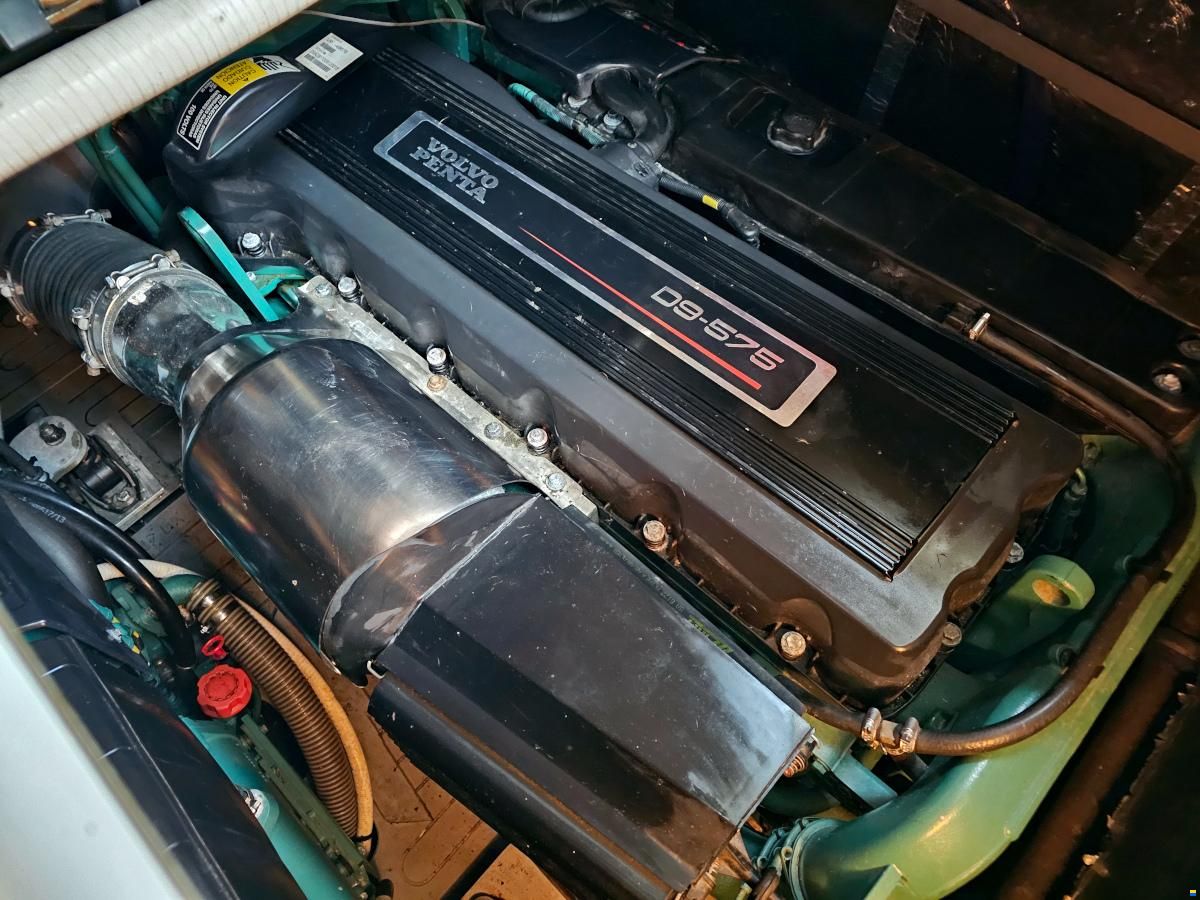 Cranchi 47 HT Volvo Penta D9-575 EVC