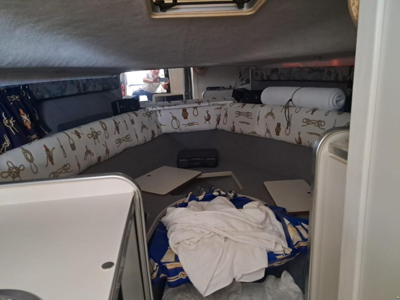 Tiara 279 SC