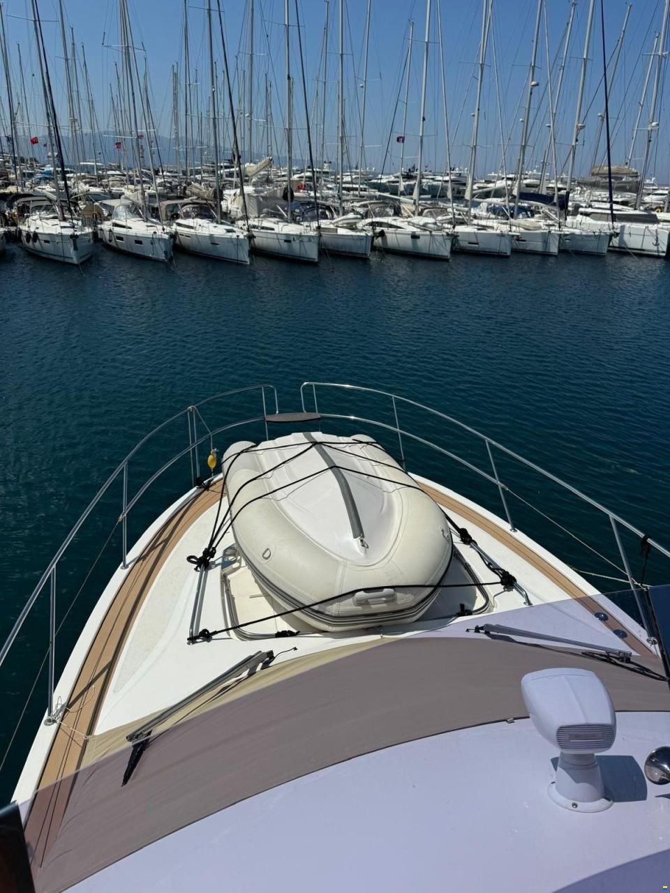 Bavaria R40 FLY