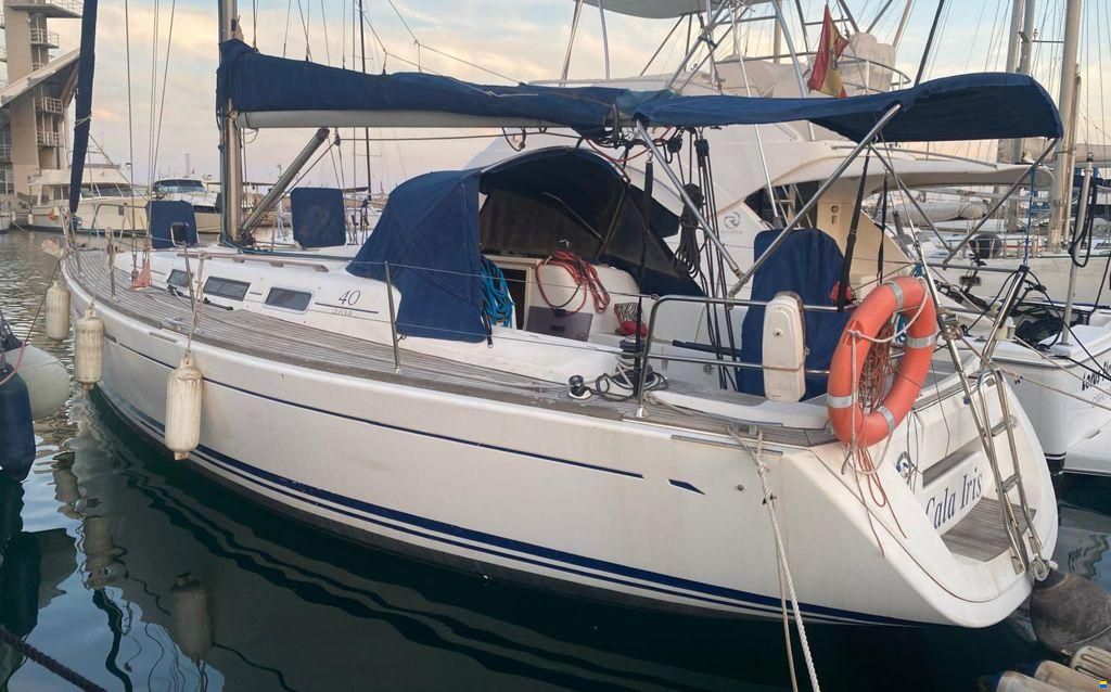 Dufour 40