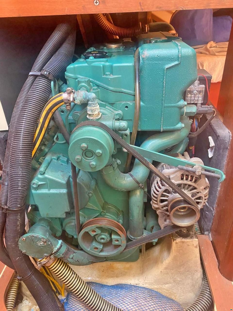 Dufour 40
