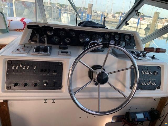 Sea Ray 34