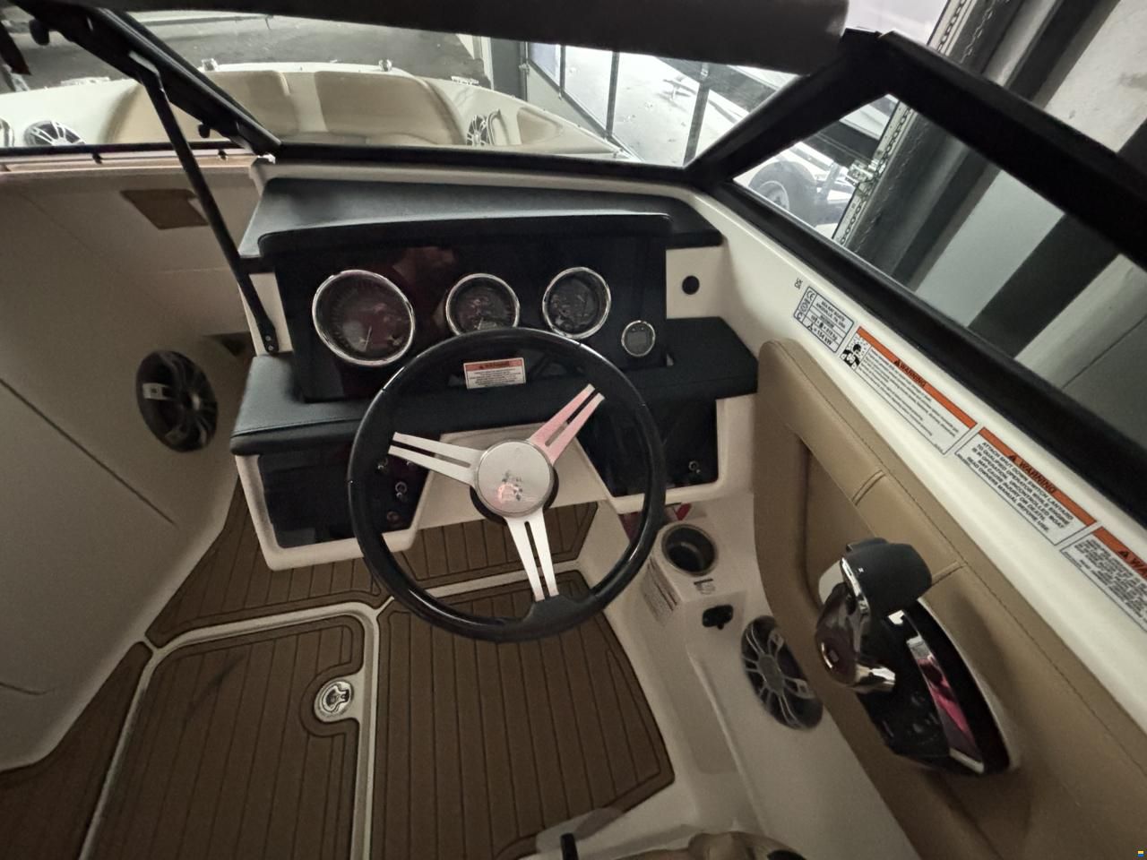 Sea Ray 210 SPOE