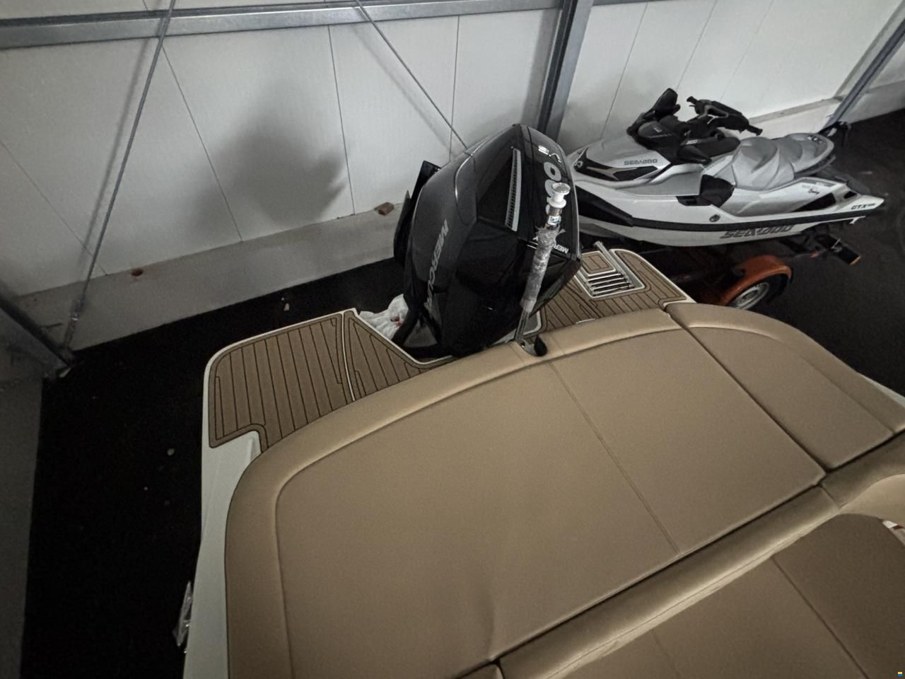 Sea Ray 210 SPOE