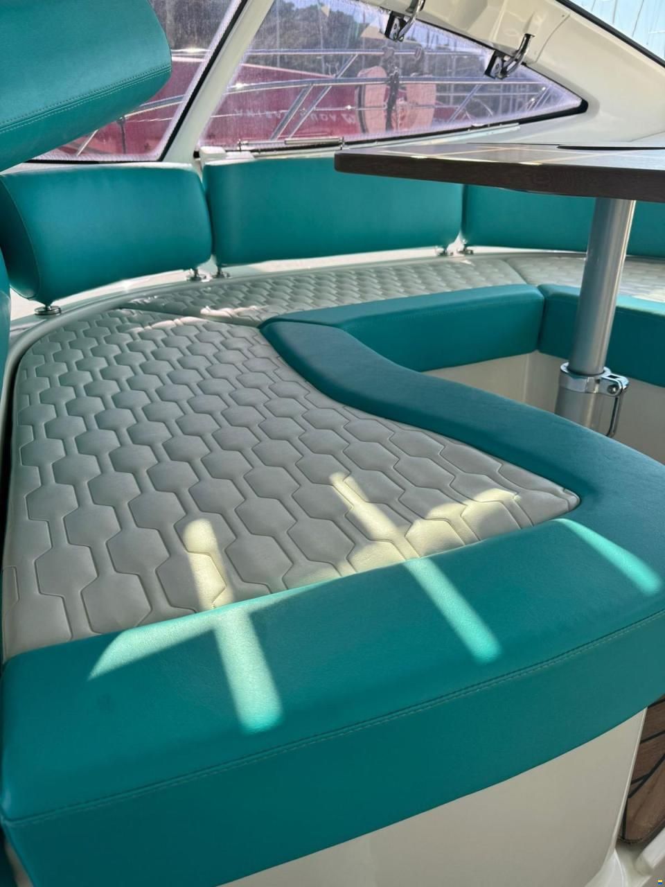 Atlantis 55