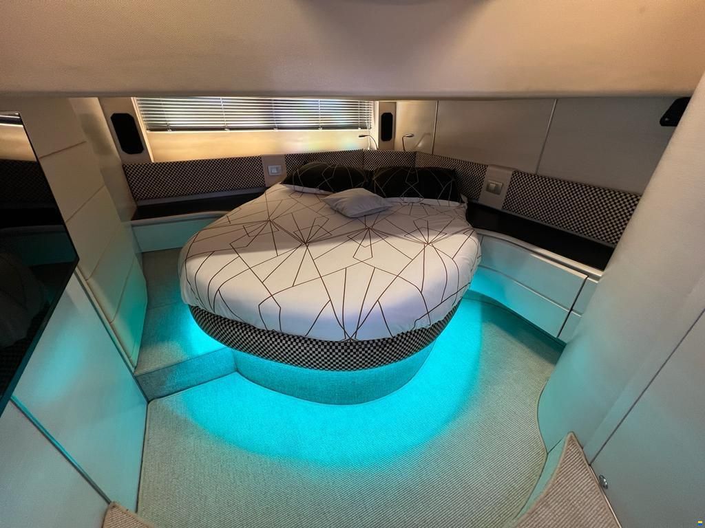 Atlantis 55