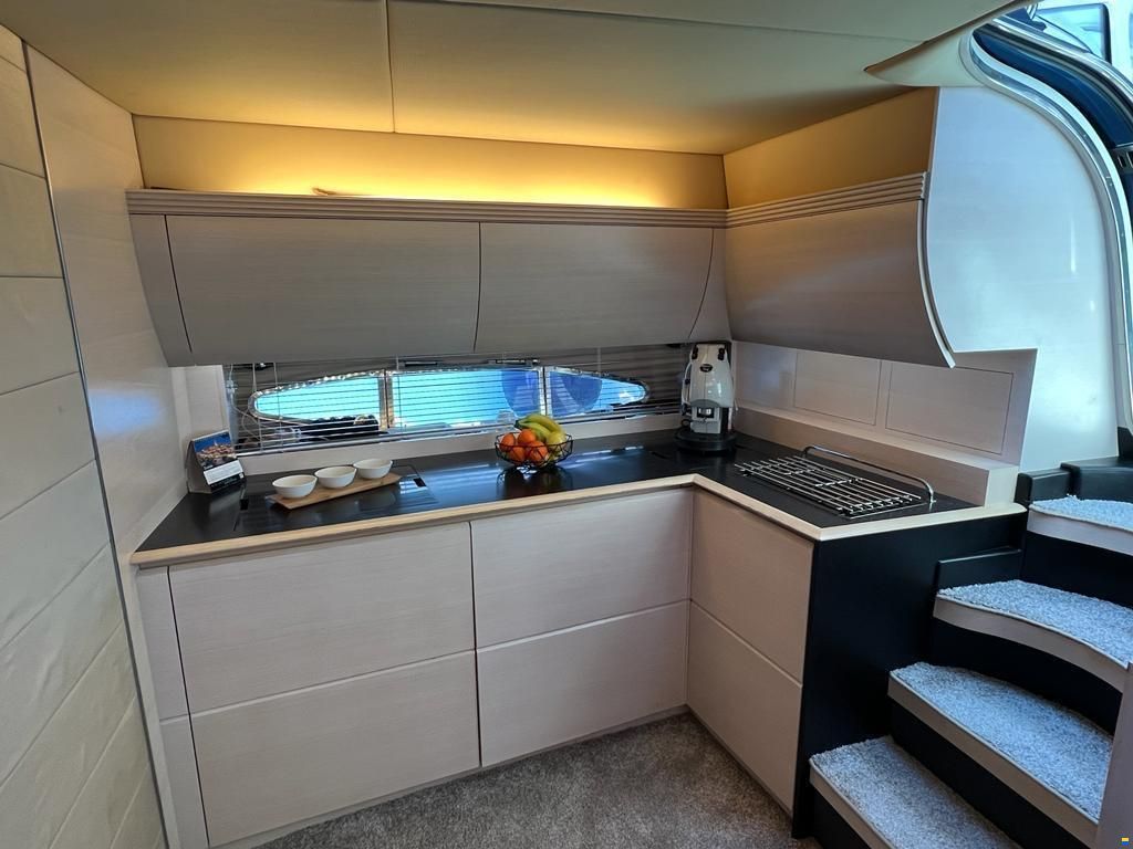 Atlantis 55