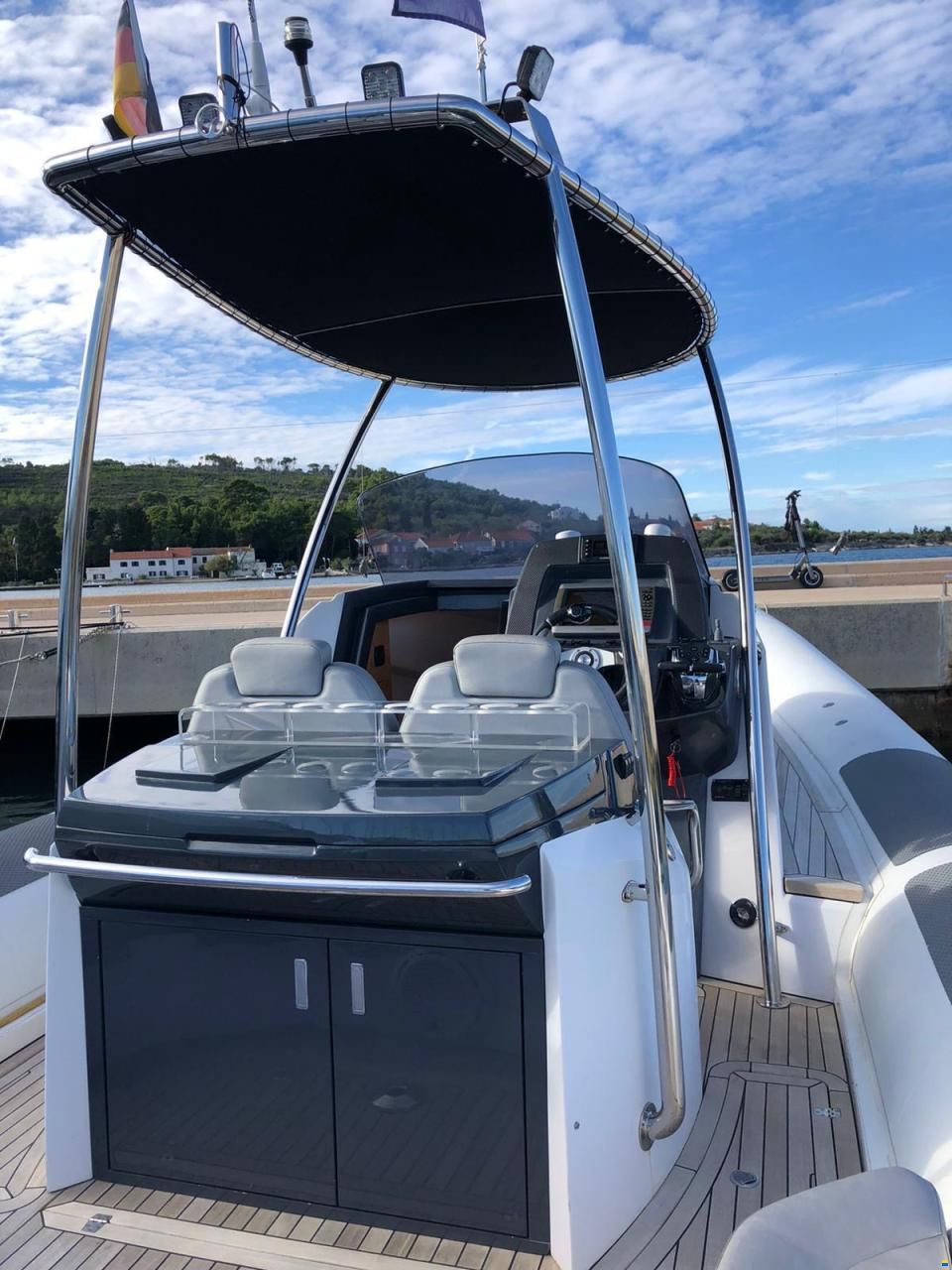 SACS Strider 11