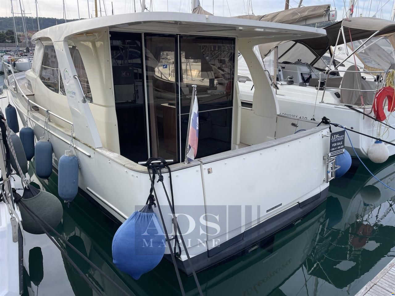 Greenline 33 - Volvo Penta D3-220